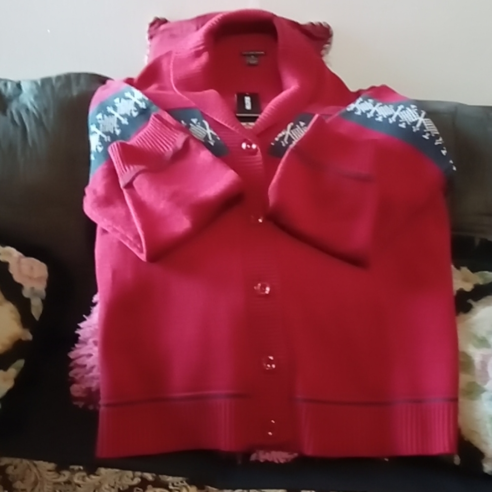 3 ADORABLE LADIES SELECTION AVAILABLE( $40 EACH )SWEATER SIZE 2X